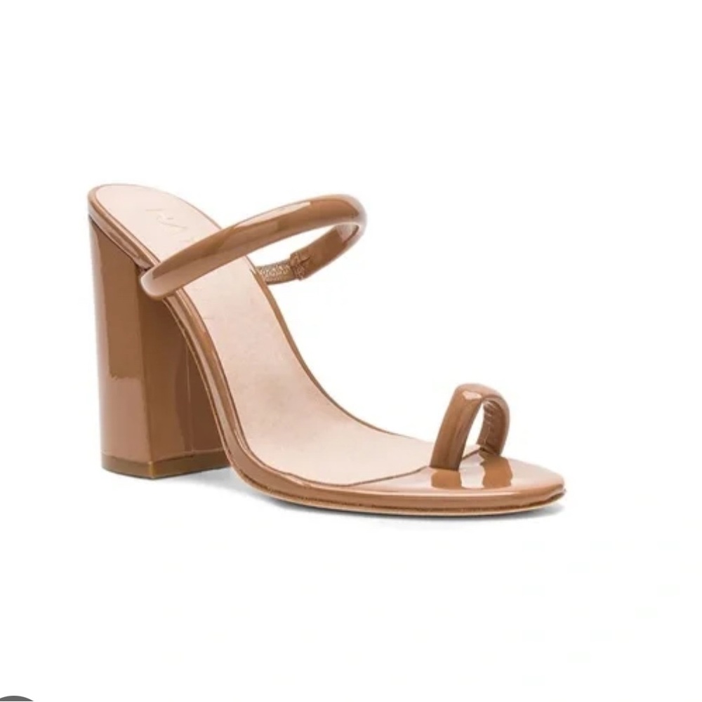 Elegant Tan Women's Heels